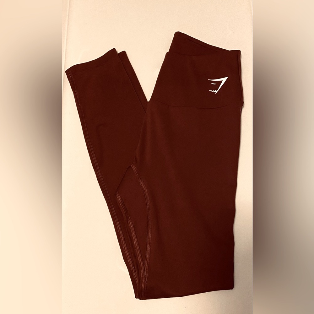 COPY - GYMSHARK LEGGINS- MAROON SOFT BUTTERY size small